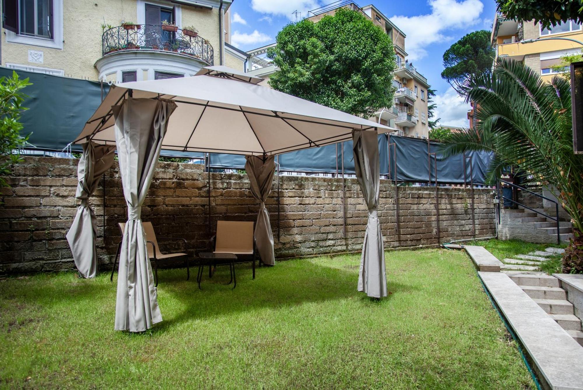 Garden City House Roma - Casa Con Giardino Privato Exterior foto